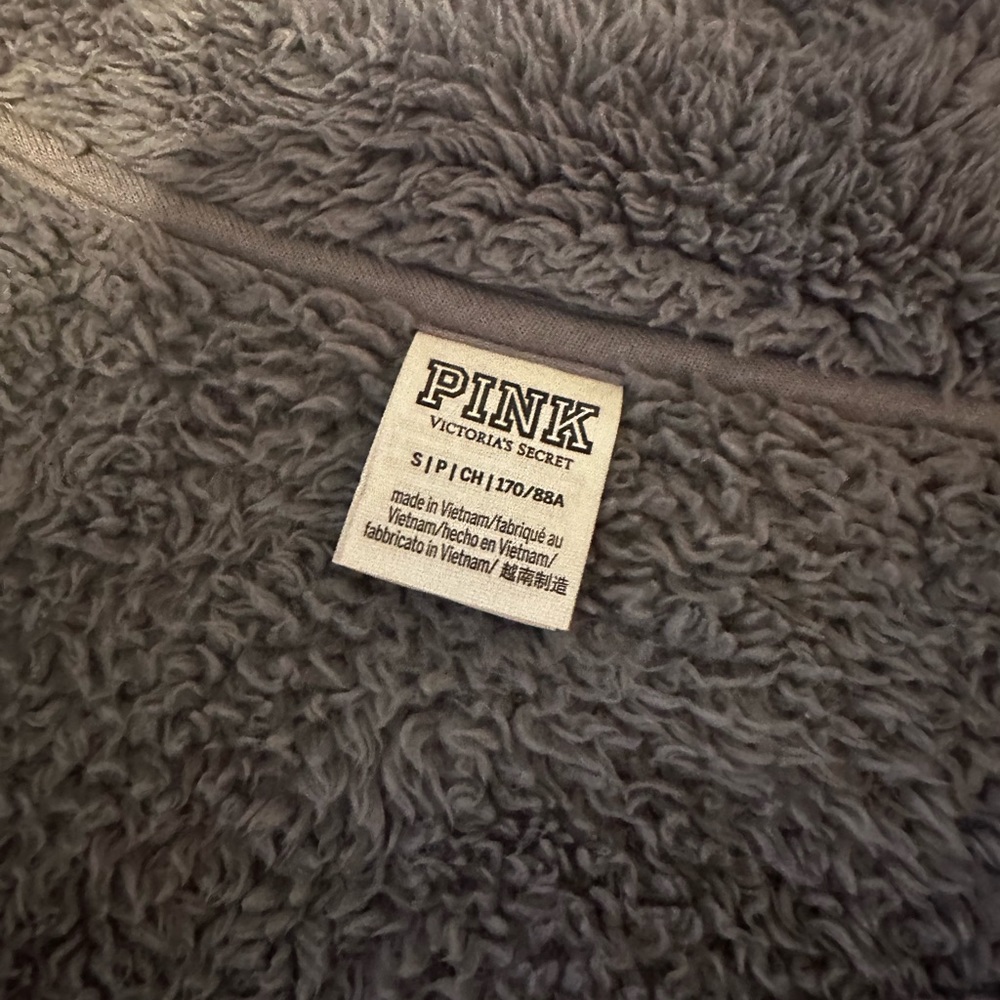 Grey Jacket - Picture 3 of 3